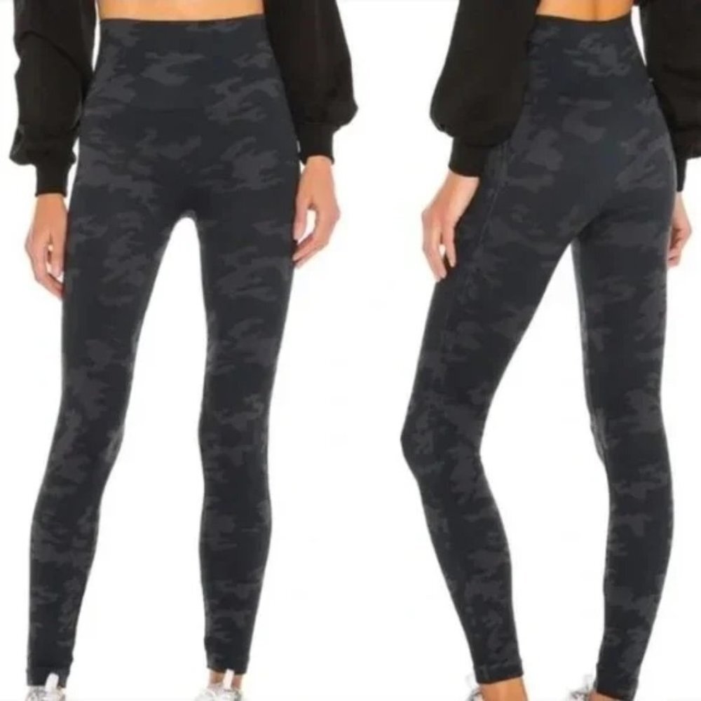 Spanx Look At Me Now Seamless Leggings Black Heather Camo Print XL